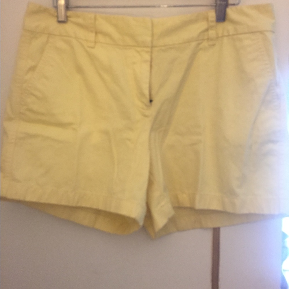 Vineyard Vines shorts